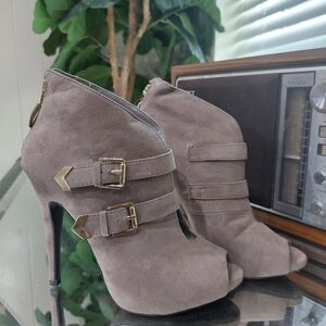 Suede Guess Taupe Booties Buckle Open Toe High Heels sz 7.5M